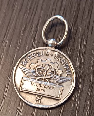 Medalla Antigua Francesa Al Trabajo