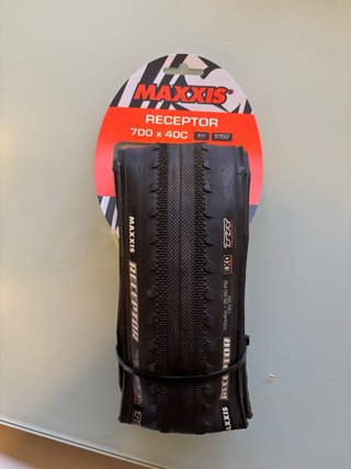 Neumático Maxxis Receptor 700x40C TR