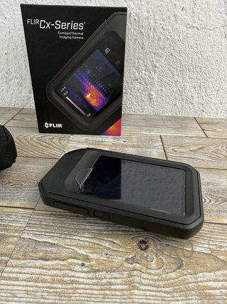 Cámara de imágenes térmicas - FLIR