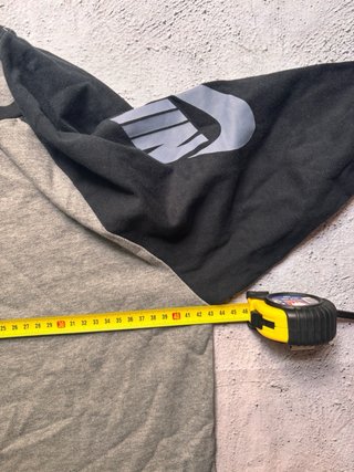 Camiseta Nike Manga Larga Gris y Negra