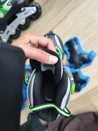 Patines Gonex con luces Talla 35-38 y bolsa