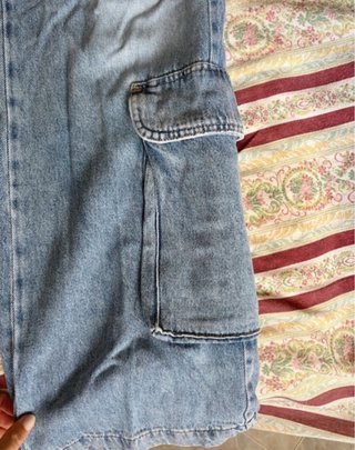 Jeans morbidi con tasche