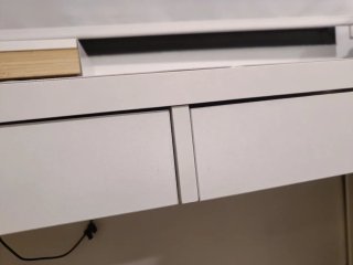 2 escritorios blancos nuevos