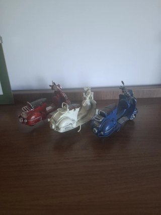 Tris modellini Vespa vintage metallo
