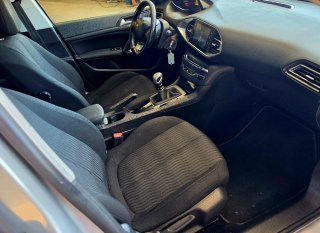 Peugeot 308 2016
