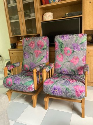 2 butacas balancín tapizadas floral (BENIDORM)