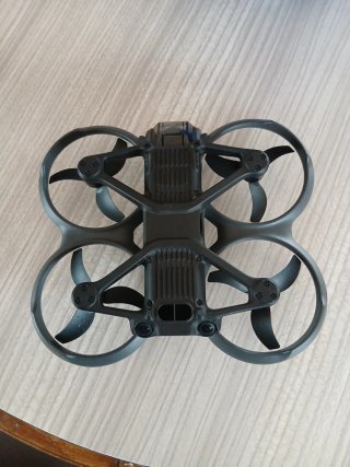 Dron DJI Avata 2