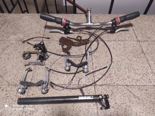 Frenos Dura Ace 7800 tija carbono y grupo híbrido.