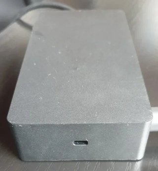 Microsoft Surface Dock 2 (Modello 199W) - Perfetto