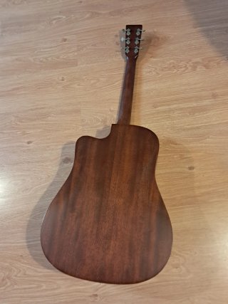 Guitarra Martin DC15 ME