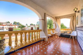 Chalet en venta en Les Brises de Calafell - Segur de Dalt en Calafell