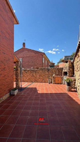 Chalet en venta en Campo Real