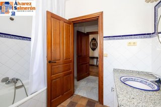 Chalet en venta en Ogíjares