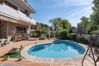 Chalet en venta en Palau-solità i Plegamans
