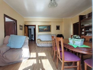 Piso en venta en Plaza España - Villa Pilar - Reyes Católicos - Vadillos en Burgos
