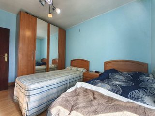 Piso en venta en Plaza España - Villa Pilar - Reyes Católicos - Vadillos en Burgos