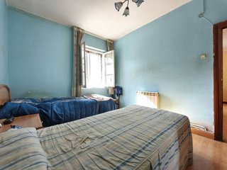 Piso en venta en Plaza España - Villa Pilar - Reyes Católicos - Vadillos en Burgos