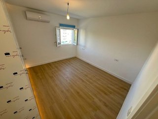 Piso en venta en La Calzada en Sevilla