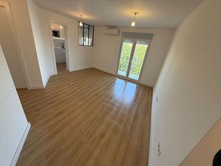Piso en venta en La Calzada en Sevilla
