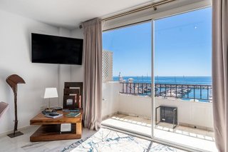Piso en venta en Puerto Banús en Marbella