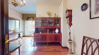Piso en venta en San Pedro de Deusto-La Ribera en Bilbao