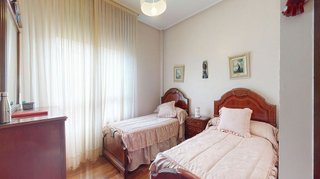 Piso en venta en San Pedro de Deusto-La Ribera en Bilbao