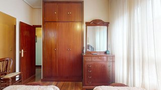 Piso en venta en San Pedro de Deusto-La Ribera en Bilbao