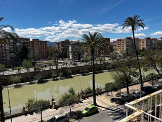 Piso en venta en Vistabella en Murcia