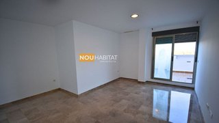 Ático en venta en Monserrat