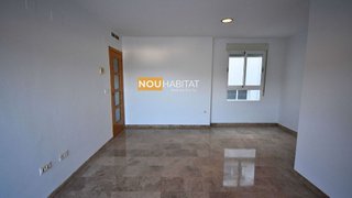 Ático en venta en Monserrat