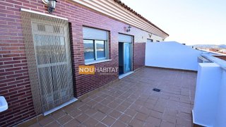 Ático en venta en Monserrat