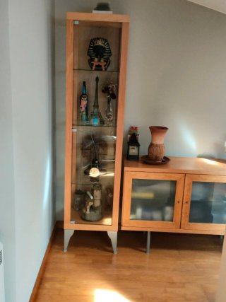 Mueble Buffet Vitrina Madera y Cristal