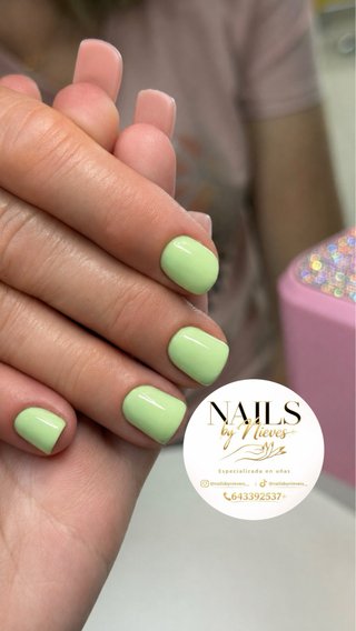 manicurista en la mojonera almeria