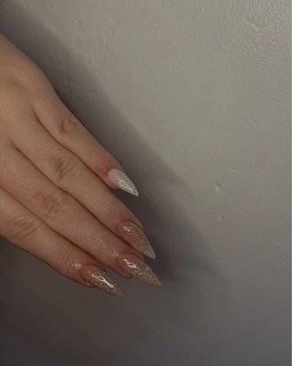 manicurista en la mojonera almeria