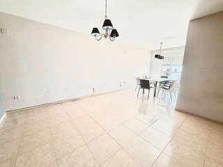 Piso en venta en Gines