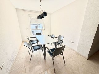Piso en venta en Gines