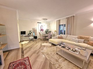 Piso en venta en Elviria en Marbella