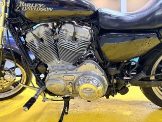 Harley Sportster 883 SUPERLOW