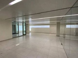 Local comercial en venta en Ensanche en Alcobendas