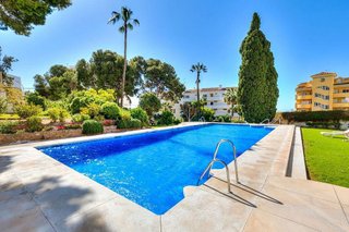 Piso en venta en Parque de la Paloma en Benalmádena
