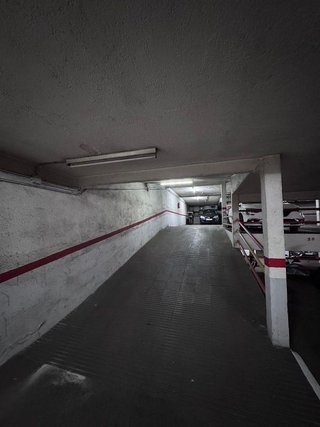 Garaje en venta en Artigas - Llefià en Badalona