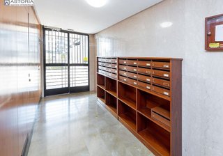 Piso en venta en Camino de Ronda - Rosaleda en Granada