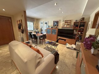 Casa adosada en venta en Zona Avenida Alta - Auditorio en Torrent