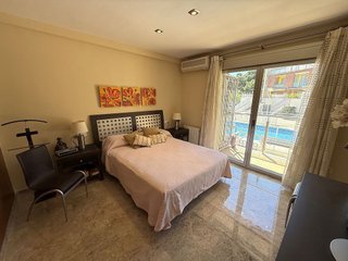 Casa adosada en venta en Zona Avenida Alta - Auditorio en Torrent