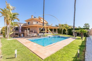 Chalet en alquiler en San Antonio de Benagéber