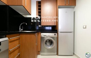 Piso en venta en Port Esportiu - Puig Rom - Canyelles en Roses