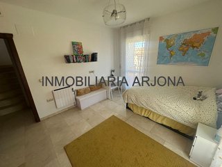 Chalet en venta en Lucena