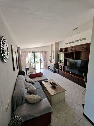Chalet en venta en Torrelles de Llobregat