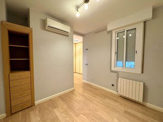 Piso en venta en Sant Antoni en Barcelona