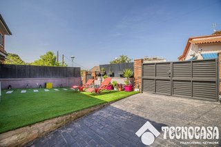 Casa pareada en venta en Terra Nostra en Montcada i Reixac